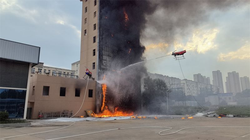 高層及超高層建筑外墻火、露臺火撲救
